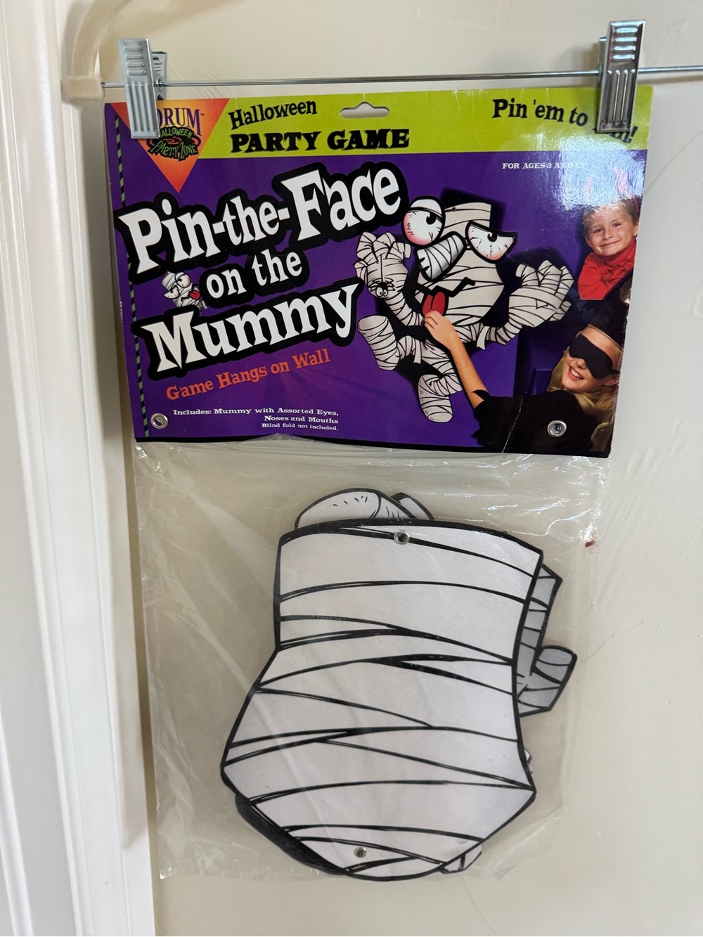 Pin-the-Face on the Mummy Halloween Party Game - Purple & White